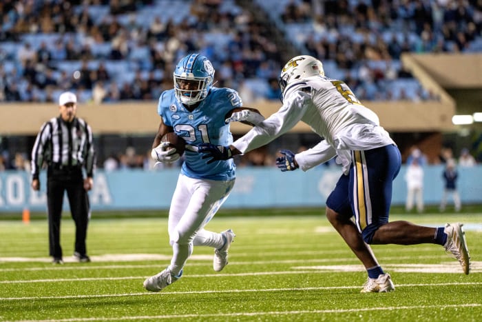 Georgia Tech defensive end Keion White